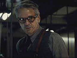 I Can T Be The Only One Confusing Him With Robert Downey Jr Jeremy Irons Jeremy Irons Alfred Ben Affleck Batman