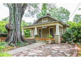 Deeply historic and always convivial, atlanta is a hotbed of activity, entertainment, industry and. Charming Grant Park Bungalow For Sale Best Atlanta Properties Bungalows For Sale Grant Park Bungalow