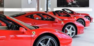 El concesionario ofrece entre sus vehículos nuevos al 812 superfast, descrito como el ferrari de. Indignacion En Las Redes Sociales Por La Apertura De Un Concesionario Ferrari En Caracas