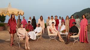 The state that it maintains is stored in its data members. Max Mara Official Website