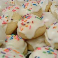 Canestrelli a wonderfully delicious italian cookie, a shortbread type cookie but with a crunch, fast and easy. Anginetti Recipe Lemon Drop Cookies Cookies Recipes Christmas Italian Cookies