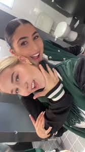 Eva Blaze's Instagram, Twitter & Facebook