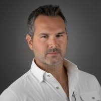 Brian Seeliger's Instagram, Twitter & Facebook