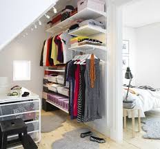 Begehbarer Kleiderschrank Planen 50 Ankleidezimmer Schick Einrichten Begehbarer Kleiderschrank Planen Offener Kleiderschrank Ikea Kleiderschrank Fur Dachschrage