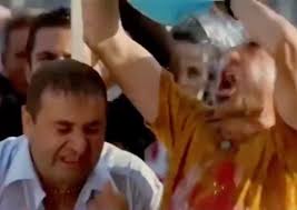 KAMİL ÇAKMAĞI ÇIKAR ÇAKMAĞI YAK KENDİMİZİ (adminlerin tepkisi yana  kaydırınca) Böyle bir şey gerçekleşirse neredeyse Türkiye GP’nin  gerçekleşmemesi için hiç bir neden kalmamış olacak , •, Çok daha ...