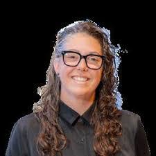 Parke Ballantine's Instagram, Twitter & Facebook