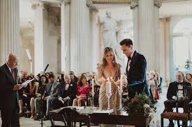 The right wedding decorations mean the difference between a rustic wedding and a luxury hotel wedding. City Hall Weddings Dublin Say Your Vows In City Hall