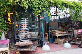 We did not find results for: Isle Sur La Sorgue Le Paradis De La Brocante Et Des Antiquites Brocante Paradis Vacances