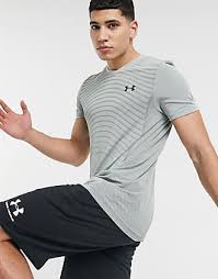 Built with cutting edge fabric technology, under armour shirts offer outstanding performance and fit. Under Armour T Shirts Bis Zu Bis Zu 53 Reduziert Stylight