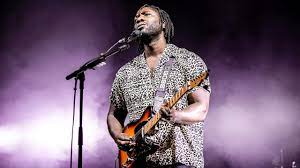 The latest tweets from @keleokereke Bloc Partys Kele Okereke Neues Album The Waves Pt 1 Und Smalltown Boy Im Stream Musikexpress
