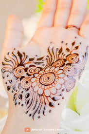 A henna tattoo is a type of temporary tattoo that stains the skin. View 24 Henna Tattoo Mehndi Designs 2020 New Style Simple Front Hand Laptrinhx News