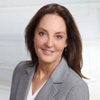 Janet Markle's Instagram, Twitter & Facebook