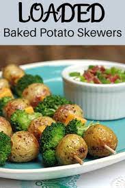 Loaded Baked Potato Skewers Toptater Recipe Cooking Recipes Baked Potato Recipes Easy Potato Recipes