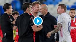 The referee had called a penalty for a foul on karim benzema in the 74th minute, but var went back to find a controversial handball by madrid defender éder militão a few seconds earlier in the. Owaipxqboa Ksm