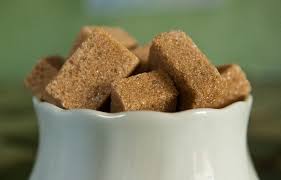 C'est un sucre de canne complet issu du commerce équitable, encore appelé sucre de canne intégral (à noter qu'il c'est en fait un jus de canne à sucre que l'on a simplement déshydraté. Recettes De Sucre De Canne Et De Vegan