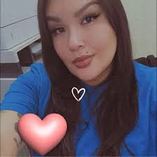 Pineapple Upside Down Cupcakes 🍍✨ Ingredients: For the topping: 1/4 cup  unsalted butter, melted 1/2 cup brown sugar, packed 12 maraschino cherries,  halved 1 cup pineapple chunks (or crushed pineapple, drained)