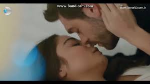 Ayça Ayşin Turan Nude Leaks 7 Photos - Fapello