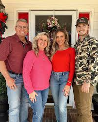 Merry Christmas from mine to y'all's! 🎄