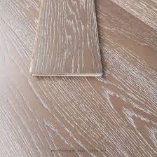 When dan and i were trying to decide what painting technique to use on our wilding wall bed, we only had a few requirements. China Light Brown Color White Wash Wood Grain Indoor Modern Room Floors China Engineered Wooden Flooring Chevron