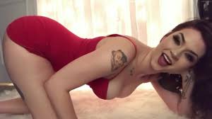 kitten: Sexy xmas girl fart - ThisVid.com