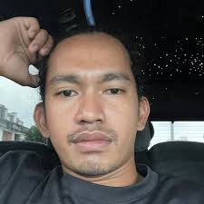 dahlah single + raya KL takda kampung . lagi sedih 😭