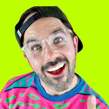 Travis + Heather Sherry (@extrapackofpeanuts) • Instagram photos and videos