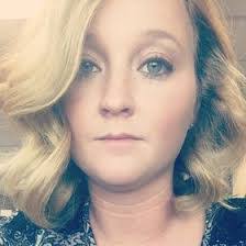 Leeann Huff's Instagram, Twitter & Facebook