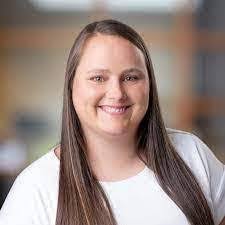 Mayra Crum's Instagram, Twitter & Facebook