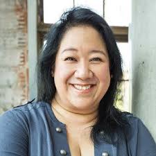 Sandy Sun, Real Estate Agent