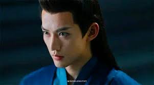 The first time i watched and started to like Deng wei was in Miss the  dragon. I was more intersted in his own romance than that of the main  leads. And that