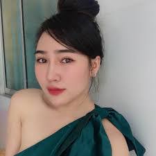 Tuan Dinh's Instagram, Twitter & Facebook