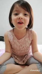 En realidad los vídeos de Tiktok son más fáciles y rápidos para los que  piden detrás de cámaras, el materia de Tiktok no deja de ese material...  Pero este saludo para Carlitos (el diseñador gráfico) ...