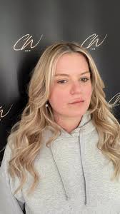 Love a dimensional blonde 👱🏻‍♀️Honey tones for Therease Hopkins 🍯 wears  16” 𝙀𝙡𝙚𝙜𝙖𝙣𝙘𝙚 𝙁𝙡𝙖𝙩 𝙏𝙞𝙥𝙨 in shade ‘9/613’ by Remi Cachet Only  50 bonds were installed to create instant length & volume 🧚‍♀️✨ ...