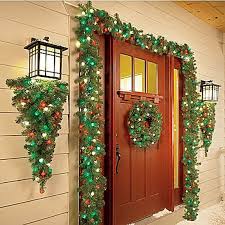 Outdoor christmas decorating is a part of 30+ incredible outdoor christmas decorating ideas pictures gallery. 60 Trendy Outdoor Christmas Decorations Family Holiday Net Guide To Family Holidays On The Internet