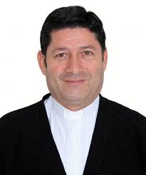 Juan carlos echeverry garzón is a colombian economist and former president of ecopetrol, an oil and gas company. Juan Carlos Echeverry Lopez Escolapios