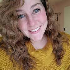 Amanda Honchel's Instagram, Twitter & Facebook