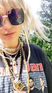 Jun 05, 2021 · miley cyrus knows her way around a good cover; Miley Cyrus Instagram Story Miley Miley Cyrus Cyrus