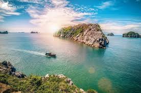 Where Ha Long May Draw The Crowd It Is Cat Ba That Steals The Show For Its Natural Beauty The Largest Isla Places To Visit Cool Places To Visit Cat Ba