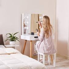 Best Vanity Lighting For Flawless Makeup Foter