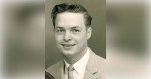 Phillip Earl's Instagram, Twitter & Facebook