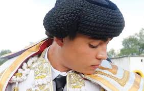 Verán a un torero honesto y con muchas ganas de triunfar en el coso  sanmarqueño” Afirma Sergio Paredes