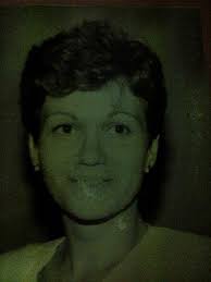 My beautiful mom. Would someone be able to improve the quality? Thanks so  much!