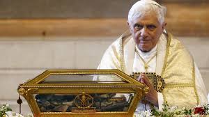 Georg ratzinger bruder von papst benedikt xvi. Papst Benedikt Xvi Nachrichten Analysen Der Globale Blick Auf Schlagzeilen Dw 12 06 2021