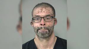 GRAPHIC: Woman survives vicious bear attack while