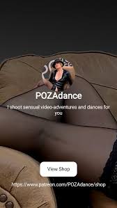 Pozadance nude dripping sweat