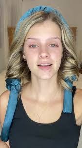 Josie Christian's Instagram, Twitter & Facebook