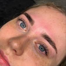 Lash lift, brows wax and tint Before and after🤍😍