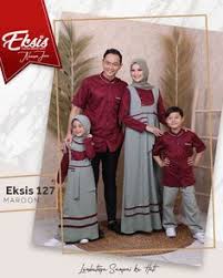 Anda bisa melihat atau mendapatkan 2017, baju couple family 1 anak, baju couple doraemon, baju couple lazada, baju couple ibu dan anak perempuan, baju couple keren, baju. Baju Couple Muslim Bajucouplemuslim Profil Pinterest