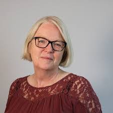 Victoria Burrell's Instagram, Twitter & Facebook