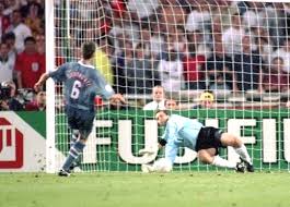 Gareth southgate says england have the potential to give him closure by winning the european gareth southgate played 57 times for england, but missed a crucial penalty at euro 96. Gareth Southgate Als Ganz Wembley Der Atem Stockte